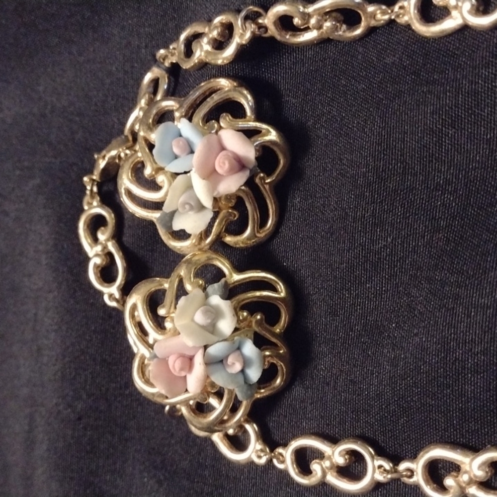 Floral and Gold Matching Jewelry Set